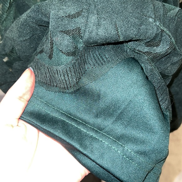 Vici Elegant Green Evening Dress - Picture 11 of 12